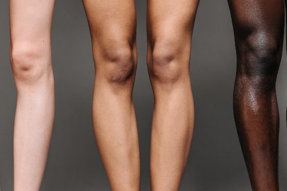 piernas de diferentes tonalidades